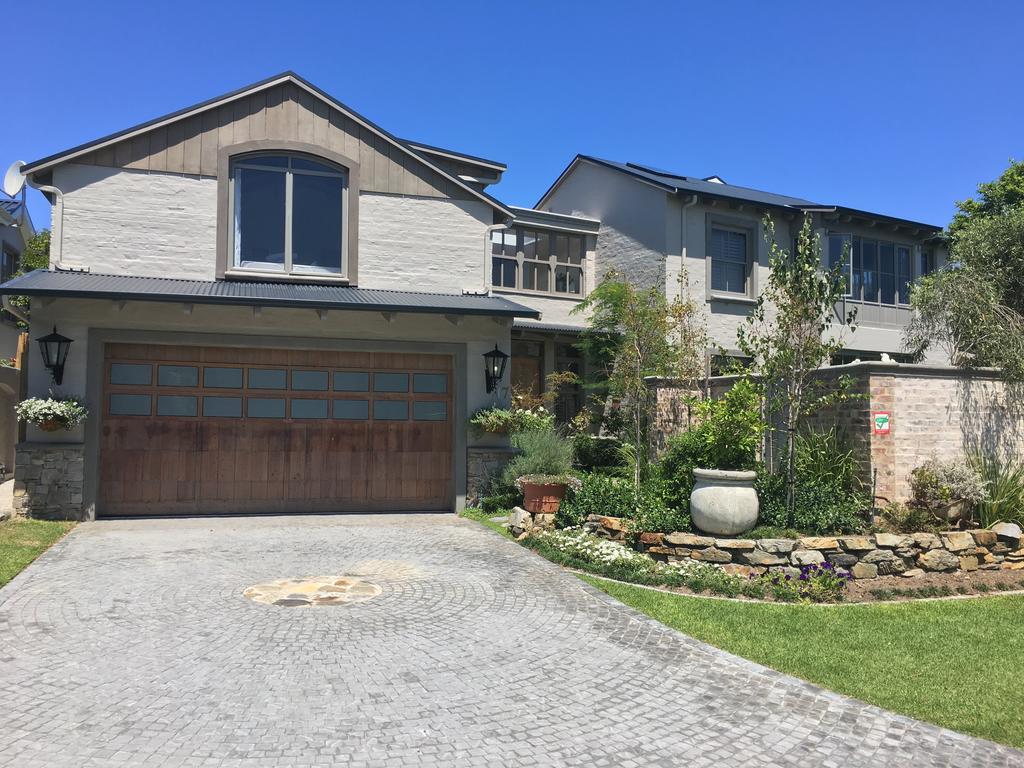 Apartamento La Maison Du Bonheur Knysna Exterior foto