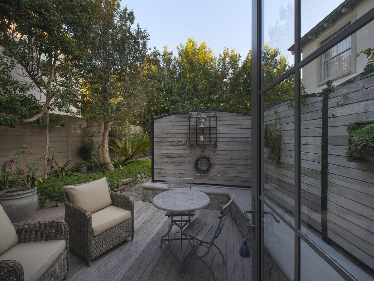 Apartamento La Maison Du Bonheur Knysna Exterior foto